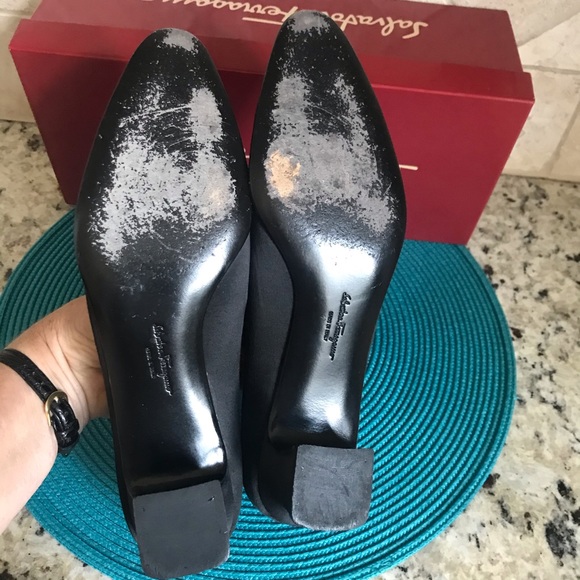 Salvatore Ferragamo Dublino Black Flats 7 1/2 AAAA - Picture 3 of 8